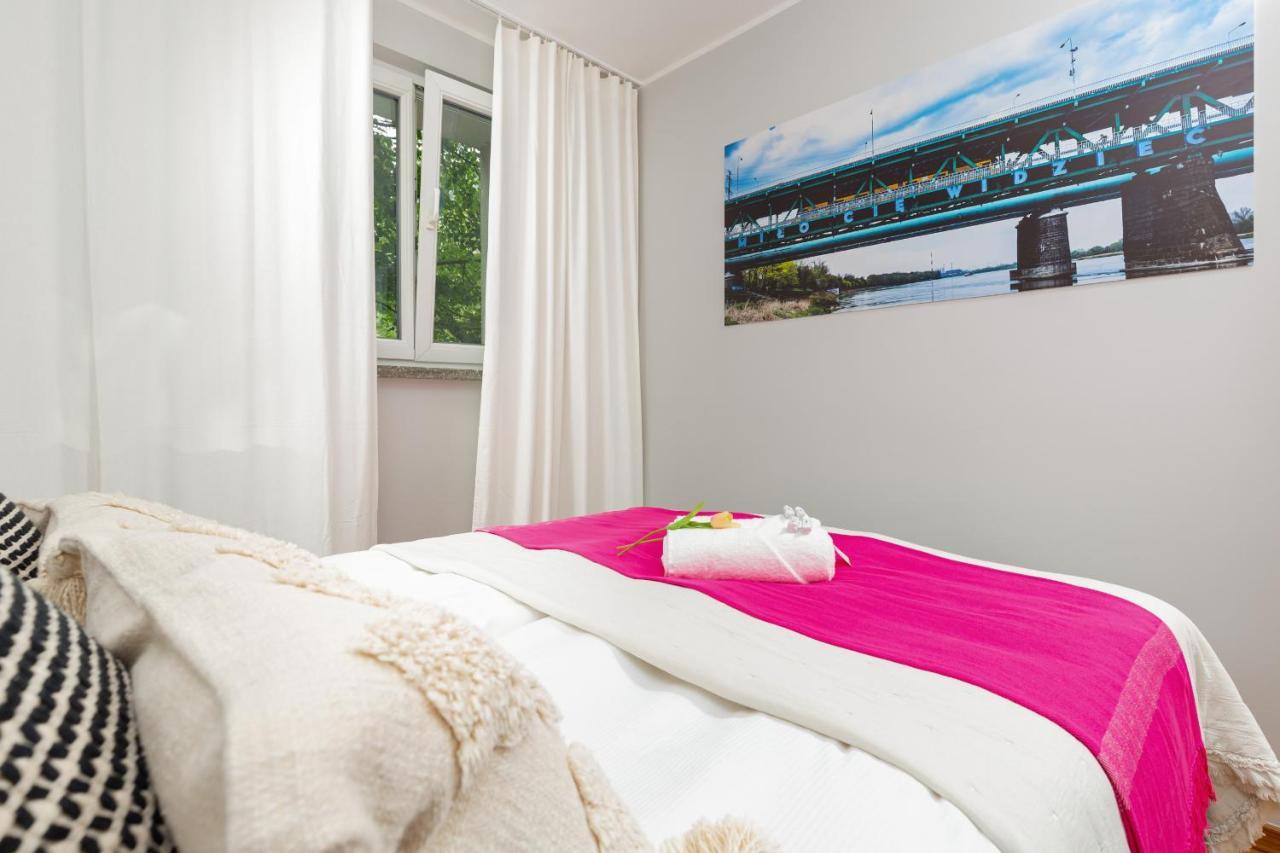Central Apartment Solec Wilanowska By Noclegi Renters Warsaw Exterior photo